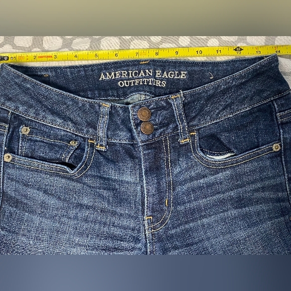 American Eagle  Dark Wash Flare Jeans Size 2 - Picture 4 of 7